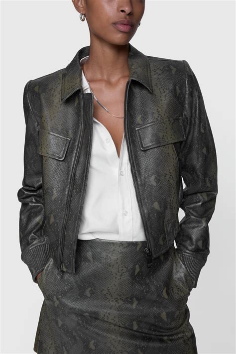 Astrid Snake Bomber – Rebecca Minkoff