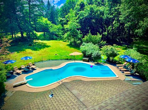 Pocono Mountains Villa Vacation Rentals - Pennsylvania, United States ...