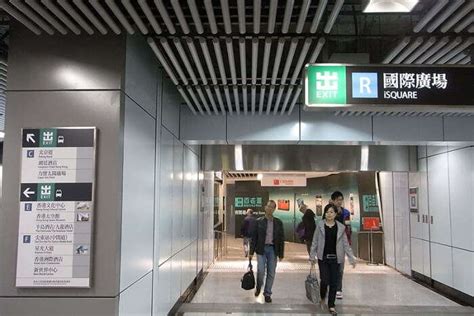 Shopping In Kowloon 2026: 10 Awesome Places To Do It Right