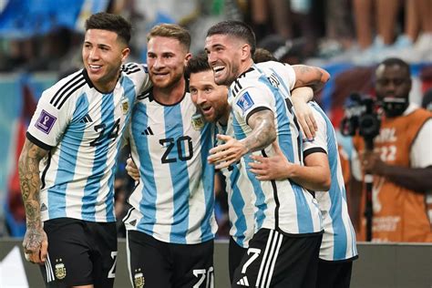 Argentina star Alexis Mac Allister argues with his dad about Lionel ...