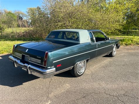 1982 Oldsmobile Ninety-Eight Is a Low-Mile Surprise, Only 25K Miles on the Clock - autoevolution