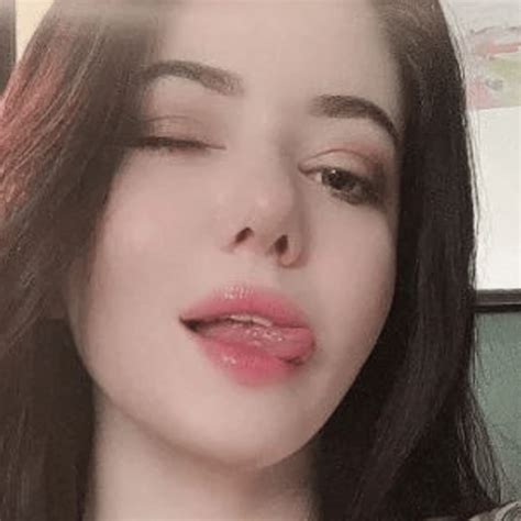 Alina Becker | Dopple.ai