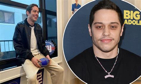 Pete Davidson Finally Addresses Speculation About His Manh00d Size Five Years After Ariana ...