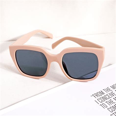Rosalia Pink Butterfly Sunglasses – Joker & Witch