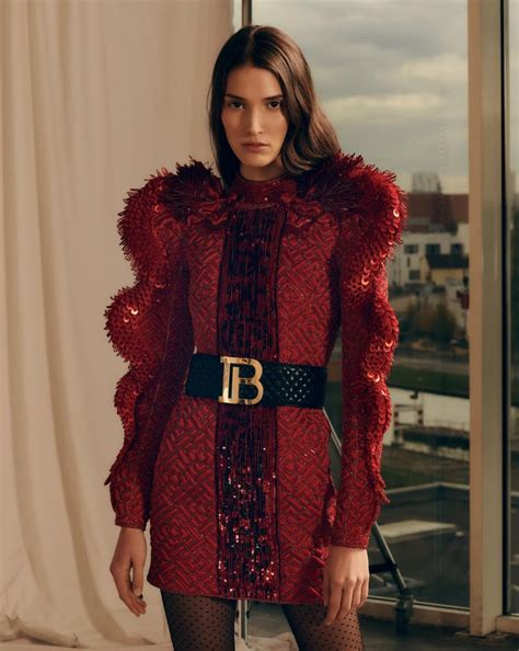 Balmain introduces new logo and monogram - FashionNetwork India
