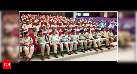 SOG: Gang busted for duping aspirants of Rs 20 lakh | Jaipur News ...