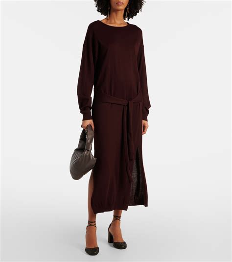 Belted sweater dress in burgundy - Lemaire | Mytheresa
