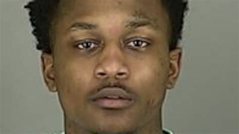 21-year-old man arrested for robbing Akron bank