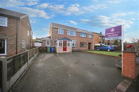 Properties for sale in Shevington | Breakey & Co Estate Agents