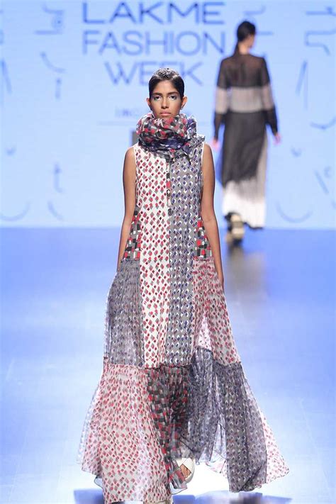 Urvashi Kaur at Lakmé Fashion Week summer/resort 2016 | Vogue India