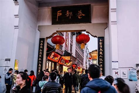 2017武汉十大美食街区，每一条都是吃货的天堂！第一名居然是……