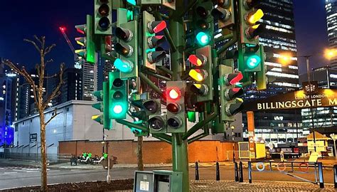 TRAFFIC LIGHT TREE - All You Need to Know BEFORE You Go 2026 (with ...
