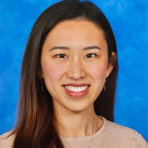 Lana - English teacher - ₹2742/h