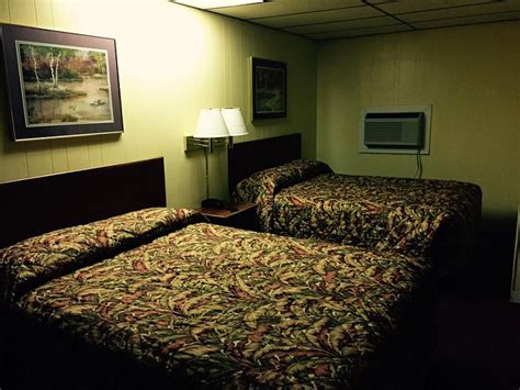 ECONOMY INN (Nebraska City) - Hotel Reviews & Photos - Tripadvisor