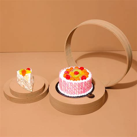 Fantasy Bakery’s Fresh Mixed Fruit Cake – A Delicious Fruit Medley