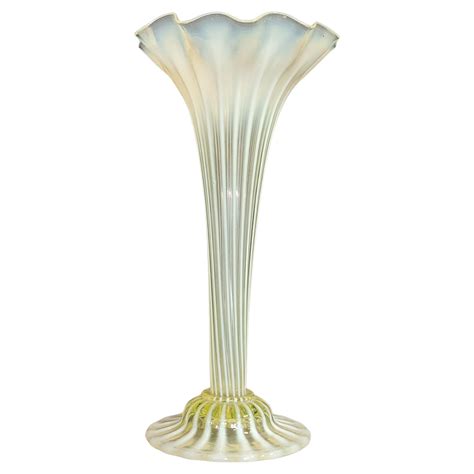 Original vaseline glass or uranium glass Vase James Powell Whitefriars ...