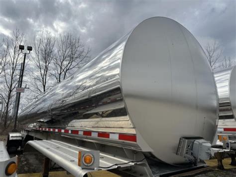 2018 WALKER 6,400 G / AIR RIDE / LIFT AXLE in Gary, IN, USA