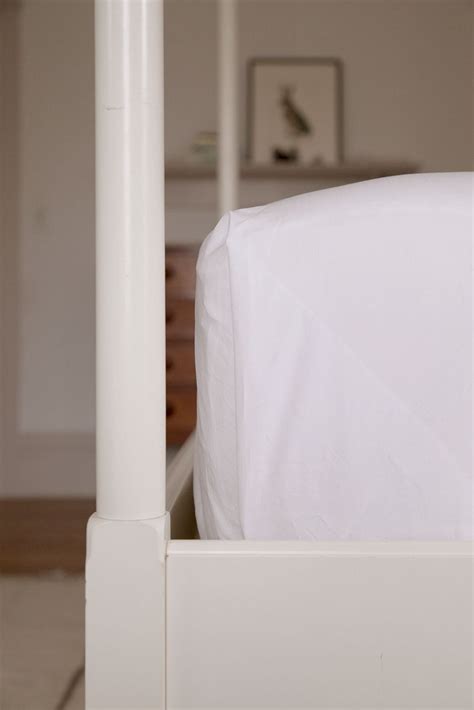 Expert Advice: Proper Bed-Making 101, How to Make Square Corners, Step ...