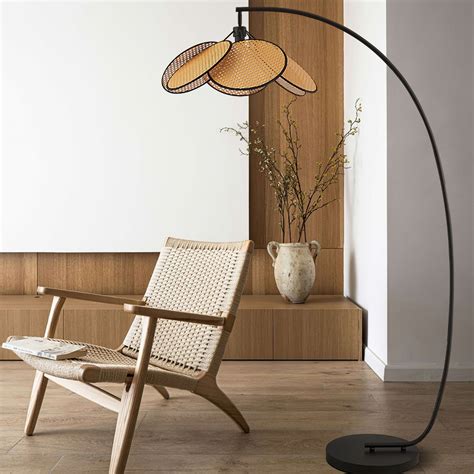 5+ Stylish Floor Lamps for Your Small Space – Vakkerlight