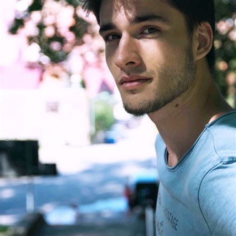 The Cancer Man And His Style... | Star Sign Style