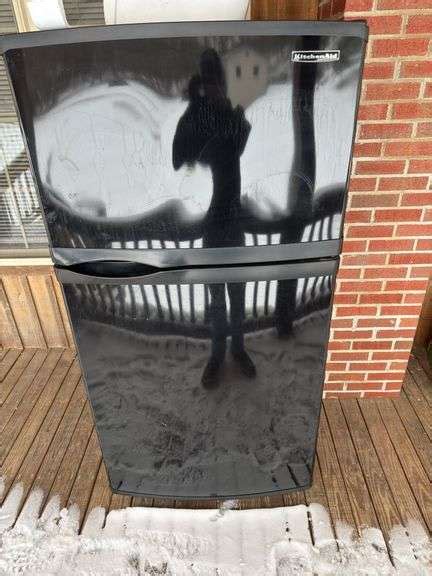 Find KitchenAid Refrigerator Model Number 的图像结果