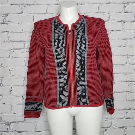 Size Large zip front cardigan by Woolrich 100%... - Depop