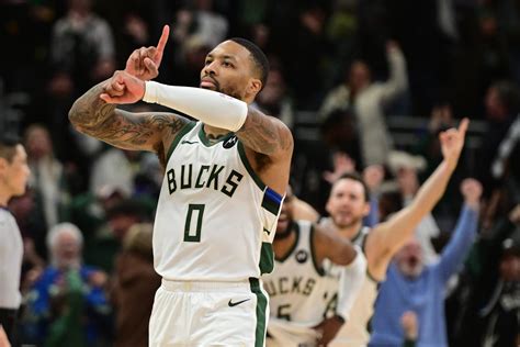 BREAKING: Milwaukee Bucks' Damian Lillard Named NBA All-Star Game Starter