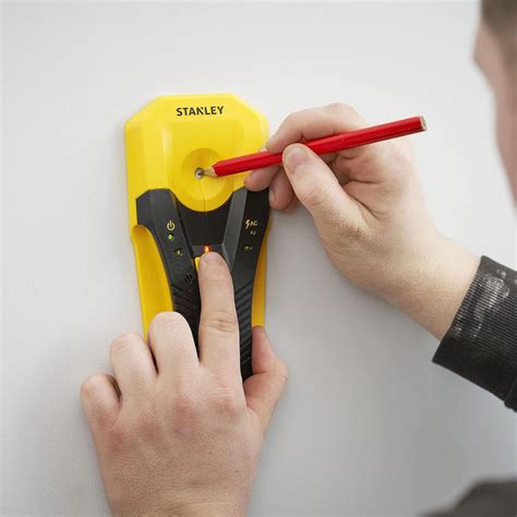 Stanley S160 Stud Sensor for Detecting Wood & Metal Studs Up to 1-1/2 ...