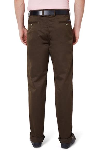 Buy Men Green Solid Trousers Online - 200235 | Peter England