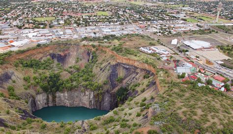 All About the Kimberley Diamond Mine in South Africa