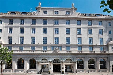 HOTEL RIU PLAZA THE GRESHAM DUBLIN - Hotel Reviews, Photos, Rate ...