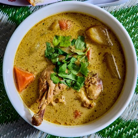 Cà Ri Gà (Vietnamese Chicken Curry) Recipe | Epicurious