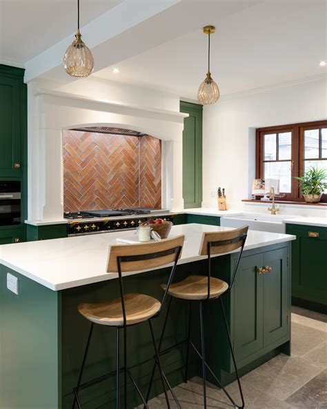 Country Kitchen Islands Breakfast Bar Are You Choosing An Island Or