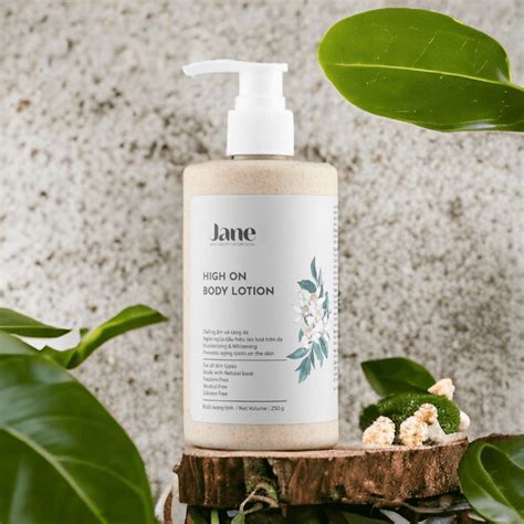 Sữa Dưỡng Thể Dưỡng Ẩm Sáng Da Jane High On Body Lotion 250g