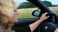donne al volante donne al volante ma quale pericolo donne al volante donne al volante ma quale pericolo