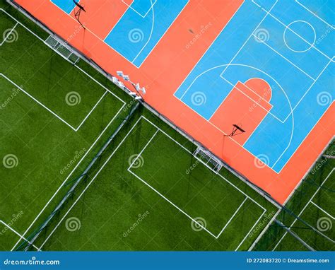 School Sports Field 的图像结果