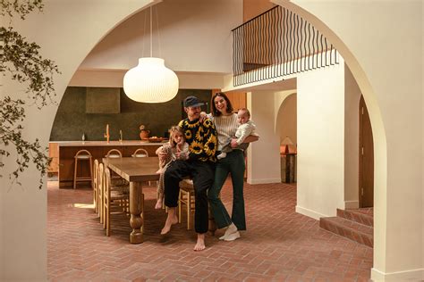 Betty Wood - Journalist Profile - Intelligent Relations