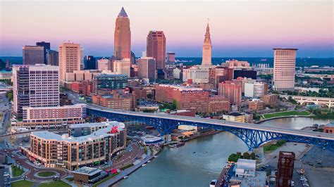The best things to do in Cleveland | Cool places to visit, Skyline ...