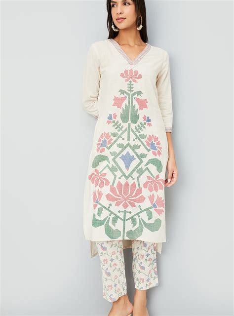 Buy Women Floral Print Straight Kurta Set Online at just Rs. 999.0 ...
