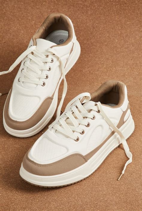 Buy Casual Shoes for Men Online in India | Max Fashion