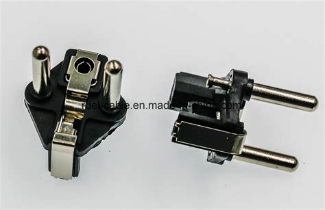 Type F Plug 的图像结果