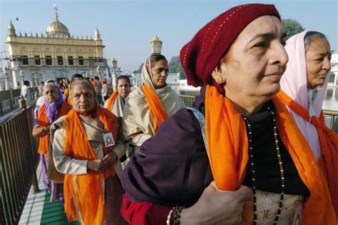 Pakistan issues visas to over 220 Indian pilgrims to visit religious ...