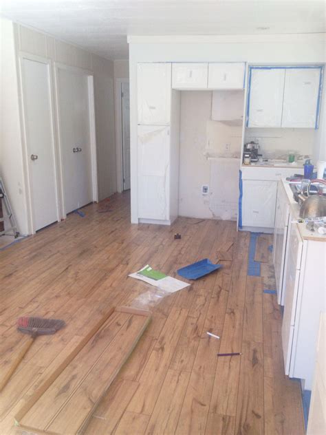 Linoleum Flooring Rolls Lowes