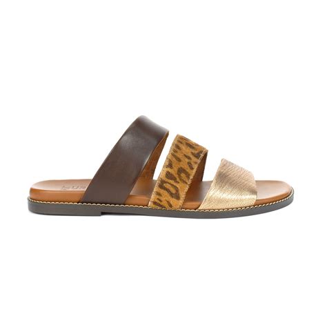 Naturalizer Kellie Brown Leather Flat Sandals - WOOKI.com