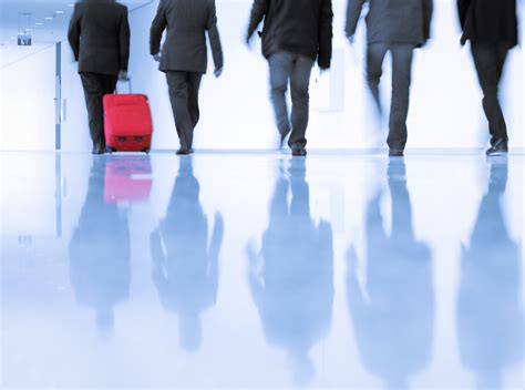 Business Men Walking in Line 的图像结果