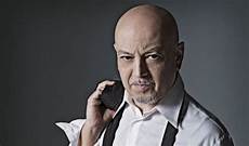 enrico ruggeri il falco e il gabbiano enrico ruggeri debutta su radio 24 con il falco e il enrico ruggeri il falco e il gabbiano enrico ruggeri debutta su radio 24 con il falco e il