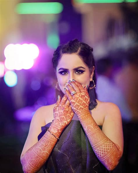 26 Back Hand Mehndi Design, Back Mehndi Design- WeddingWire