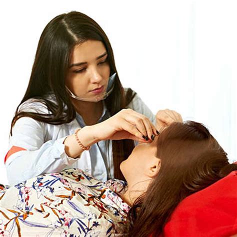 Threading Vs Microblading: What’s the Difference