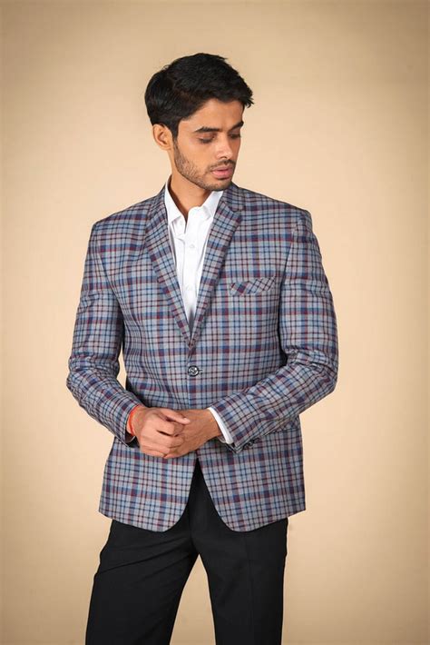 Buy Designer Sherwanis and Wedding Wear for Men | Dulha Ghar