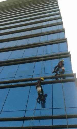 Facade Cleaning Services - High Rise Facade Cleaning Service Service ...